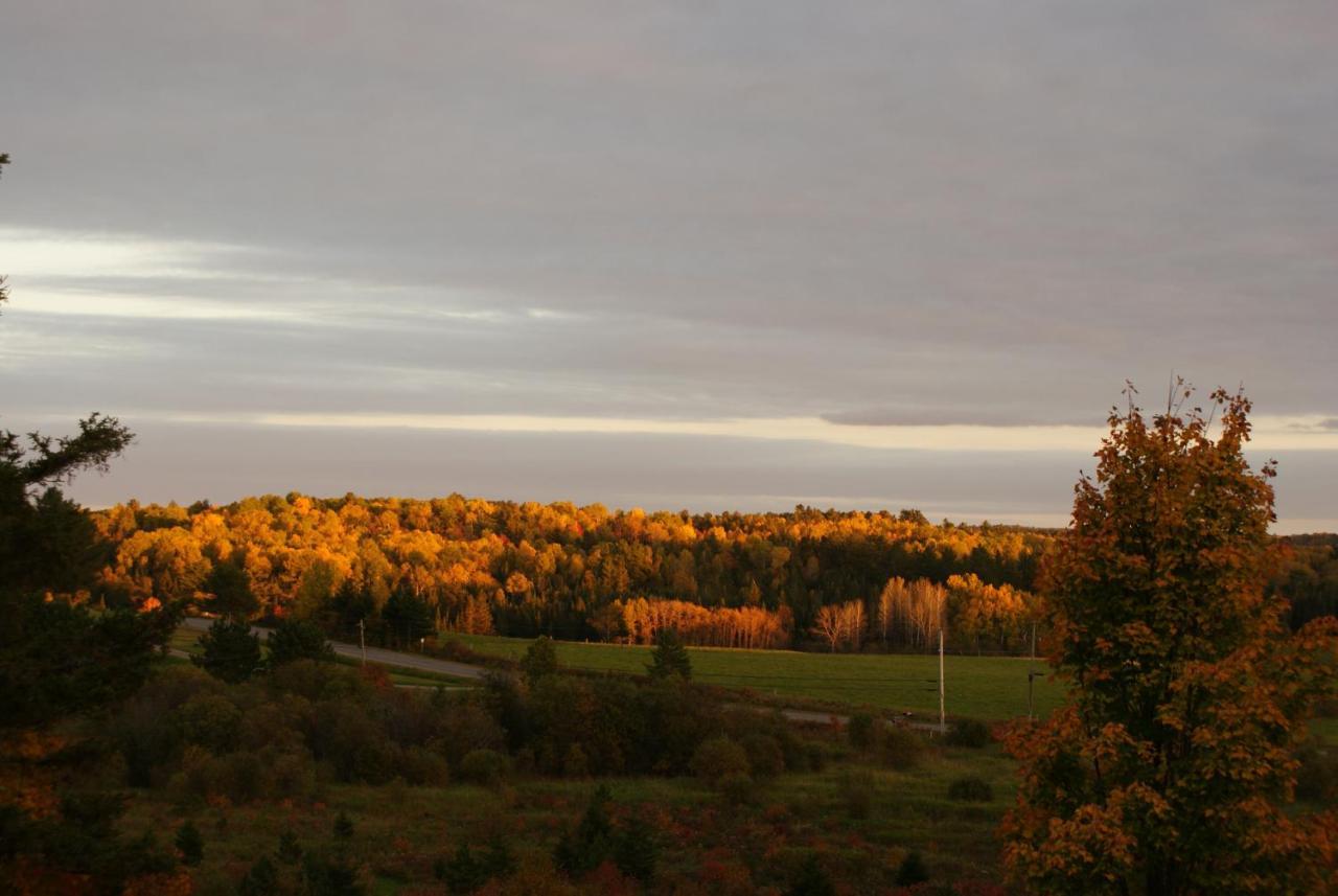 Top Of Algonquin Bed And Breakfast Mattawa Exterior photo